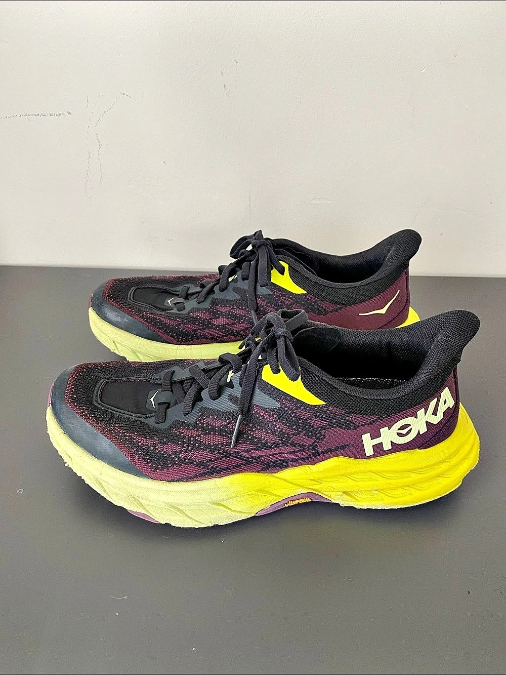Hoka Women's Speedgoat 5 All Terrain Trail Running Shoes 7.5B Purple & Yellow